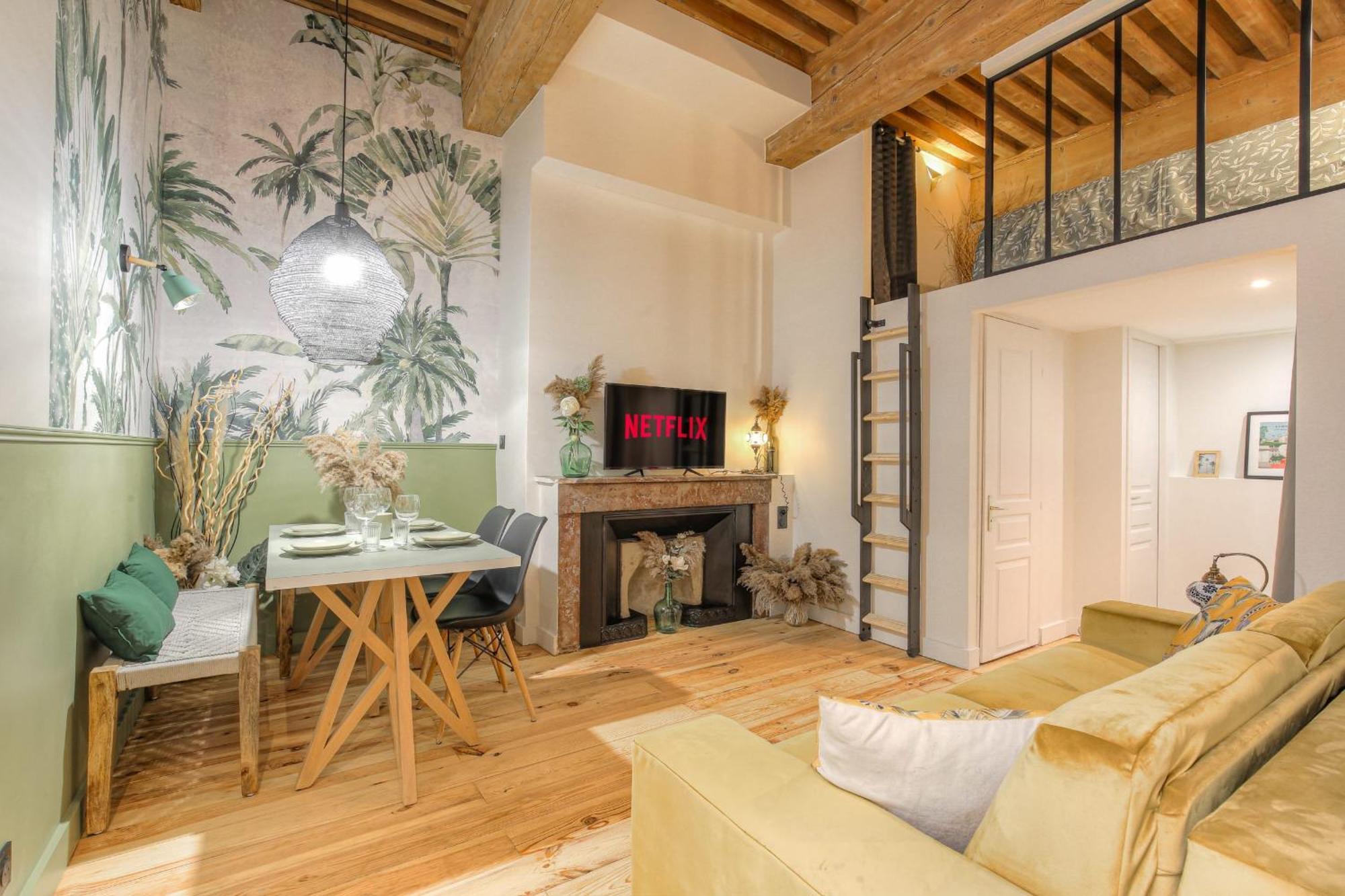 Le Raffine Avec Caractere En Hypercentre Apartment Lyon Exterior photo